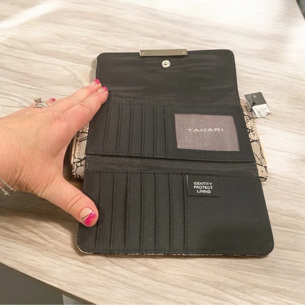 Gorgeous Tahari dusty rose & metallic black lace RFID blocking wallet NWT - Picture 7 of 10